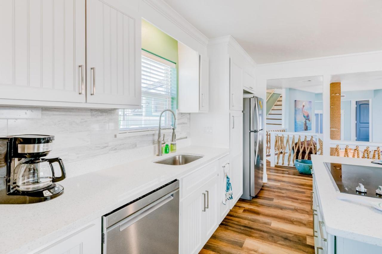 Villa The Quirky Whale Surfside Beach Exterior foto