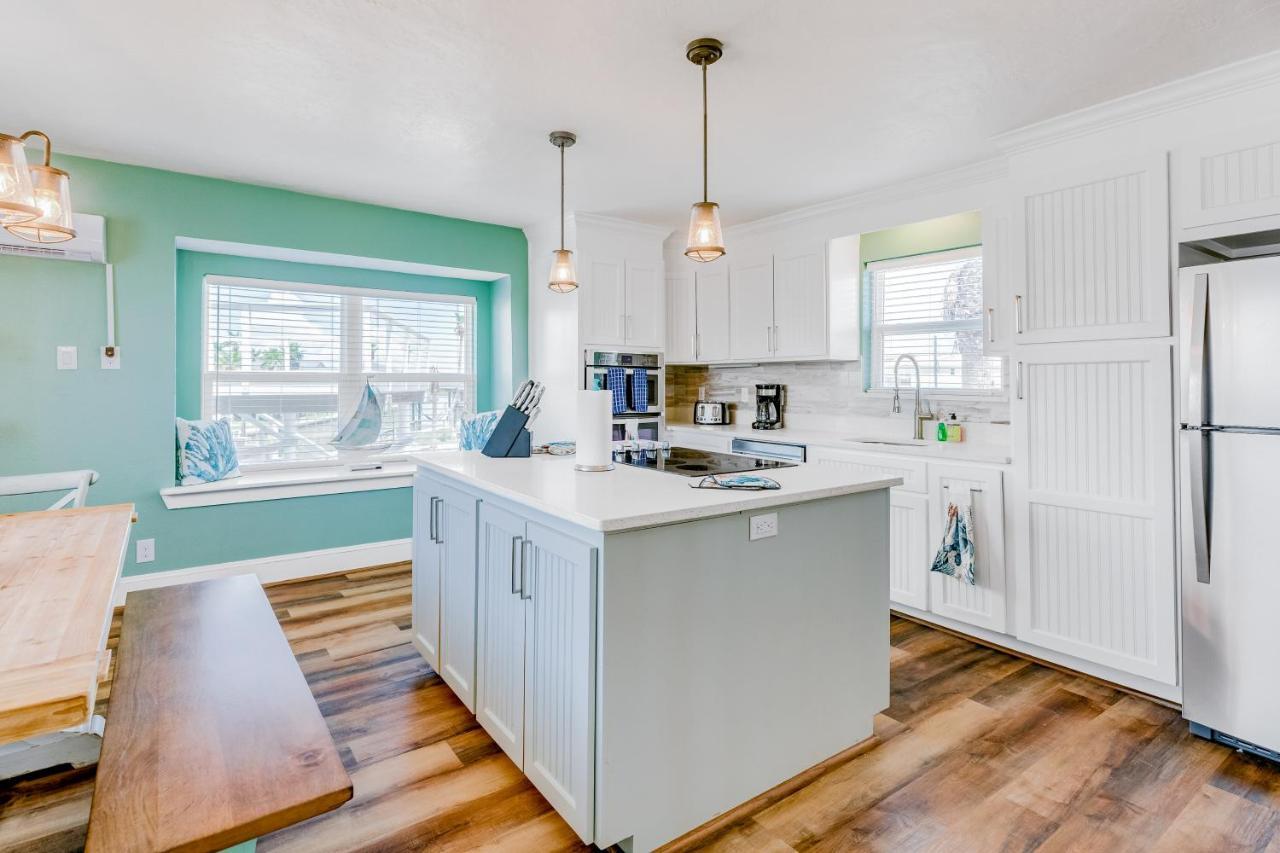 Villa The Quirky Whale Surfside Beach Exterior foto
