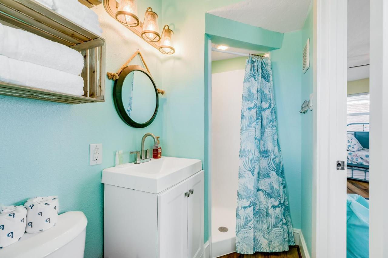 Villa The Quirky Whale Surfside Beach Exterior foto